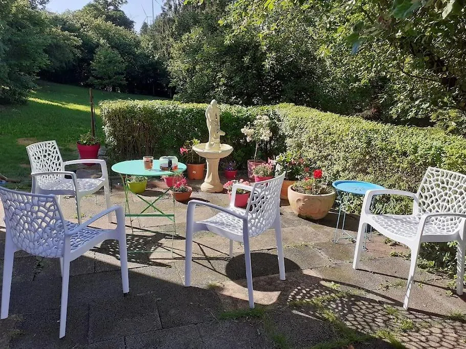 4 Km Zu A7 Und A71, Idylle Am Bach, Grosser Garten Euerbach