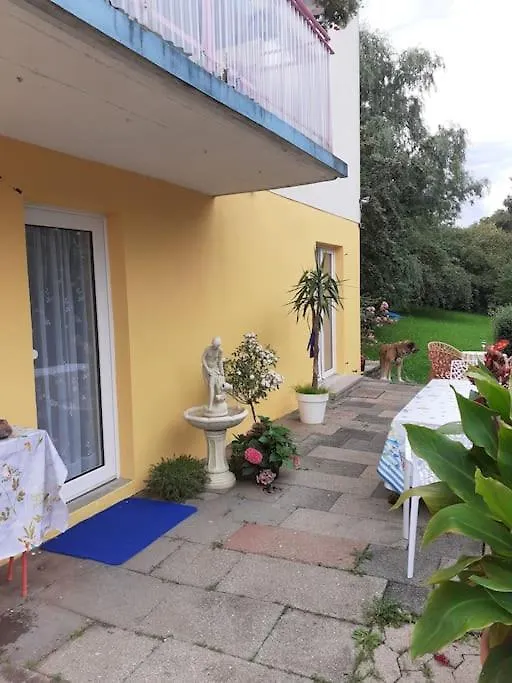 Apartment 4 Km Zu A7 Und A71, Idylle Am Bach, Grosser Garten Euerbach Germany
